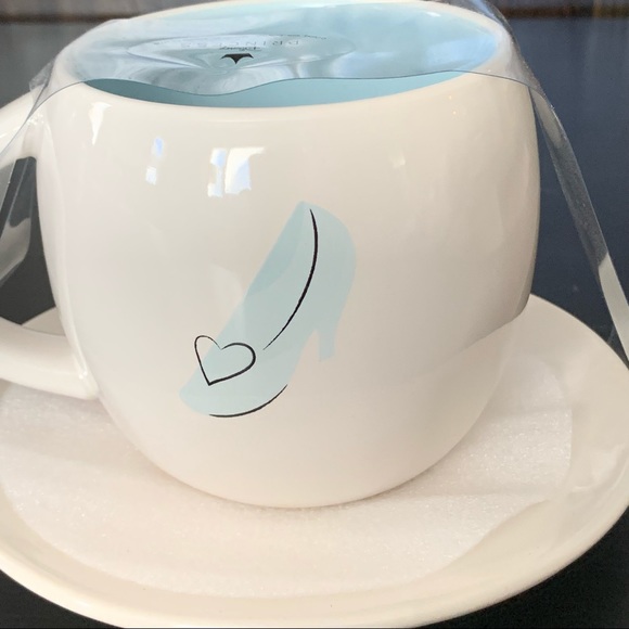 Rae Dunn PRINCESS Cinderella Glass Slipper Disney Collection Mug & Saucer Set - Picture 4 of 8